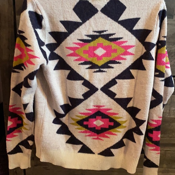 Sweater - Picture 3 of 3